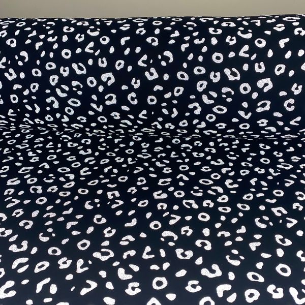 B&oslash;rstet french terry med Reflekstrykk - Leopard, Svart, 260 g/m2